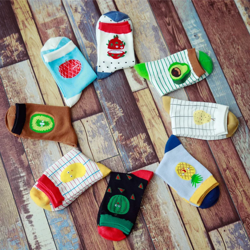 Стильная футболка с изображением персонажей видеоигр с фруктовым принтом авокадо, арбуз ананас; кавайные носки, meias, носочки в Корейском стиле Harajuku вышивка куртка с капюшоном для кучи забавные носки для девочек