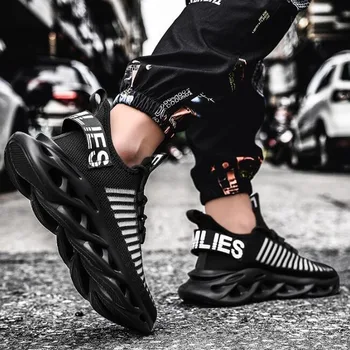 

2020 Fashion Men Sneakers Mesh Casual Shoes Lac-up Mens Shoes Lightweight Vulcanize Shoes Walking Sneakers