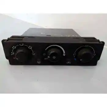 

MR500646 COMMAND HEATING/AIR CONDITIONING MITSUBISHI MONTERO (V60/V70)