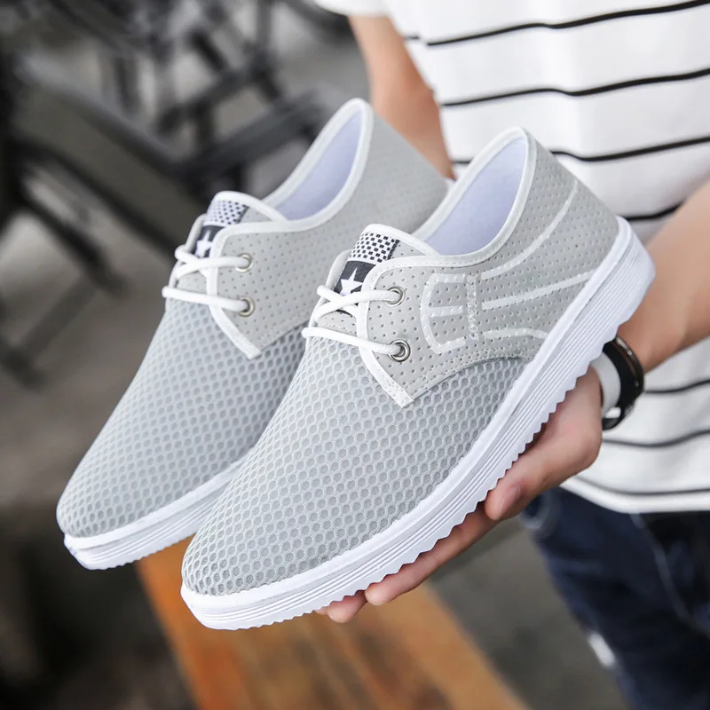 

2018 Men Flat Sports Shoes Men Whit