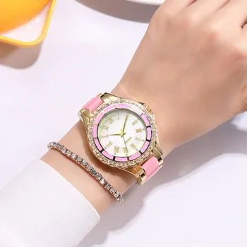 

Women's watches Fashion Small Exquisite European Style Beauty Leisure Bracelet Watch Suit Christmas Gift orologio donna relogio