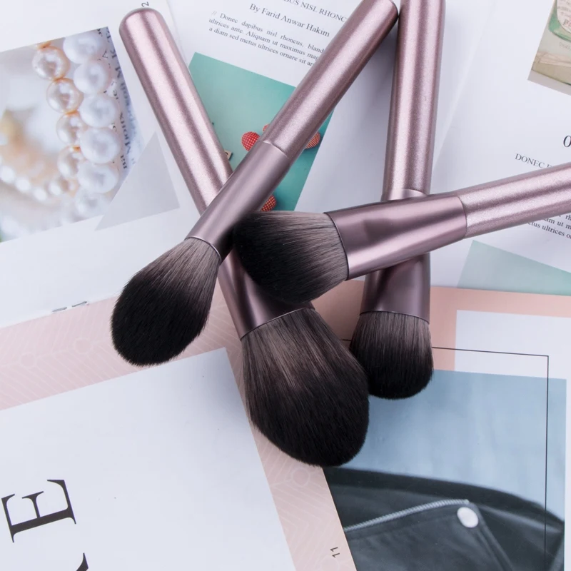 12Pcs Beauty Makeup Brushes Set Cosmetic Foundation Powder Blush Eye Shadow Lip Blend Make Up Brush Tool Kit