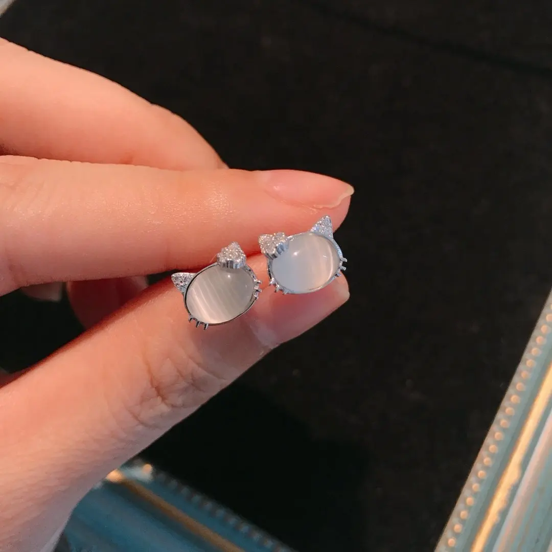 

S925 Sterling Silver Original Stud Earrings Opal Kitten Tie Studs Not Easy Allergic Fading Casual Dating Cute Cat Glittering Gem