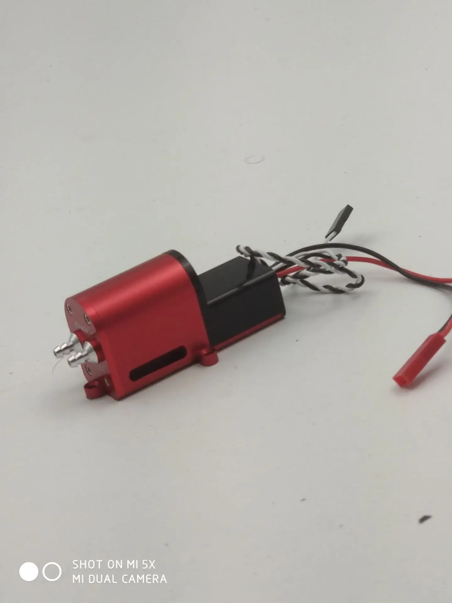 Новейшая версия чудо дымовой насос с лучшим бесщеточным Мотором и ESC для