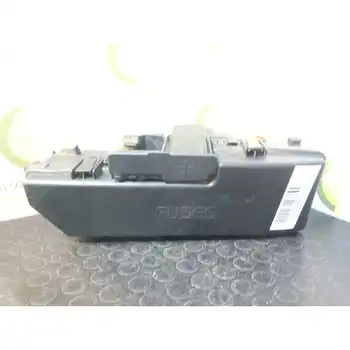 

000922150729 box Reles/Fuses Volvo Xc70 2.4 T Awd Cross Country