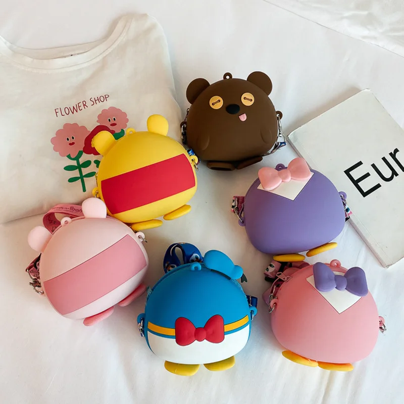 Детская силиконовая сумка-мессенджер с изображением героев Диснея Микки Мауса