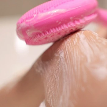 

Universal Shower Brush Silicone Cleaning Massage Battery Powered Shower Bath Brush Handheld Home Portable Electric Wash Tools