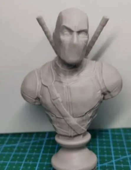 

1/10 Resin Bust Style V Not Assembled Uncolored