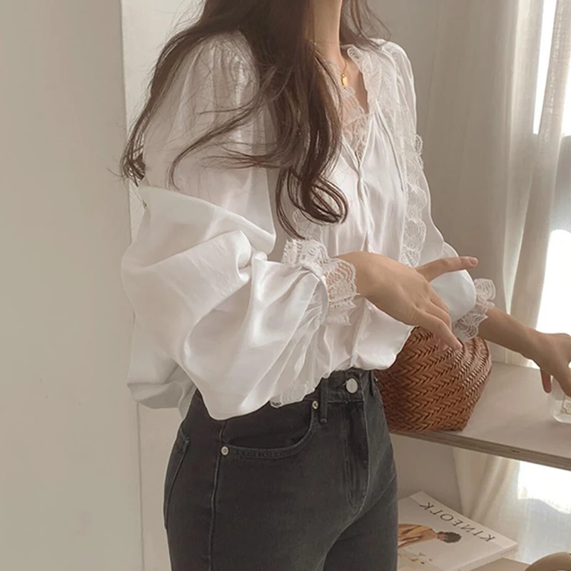 Autumn V-neck Loose Blouses Long Sleeves Women Blouses Breathable Lace Stitching Shirt