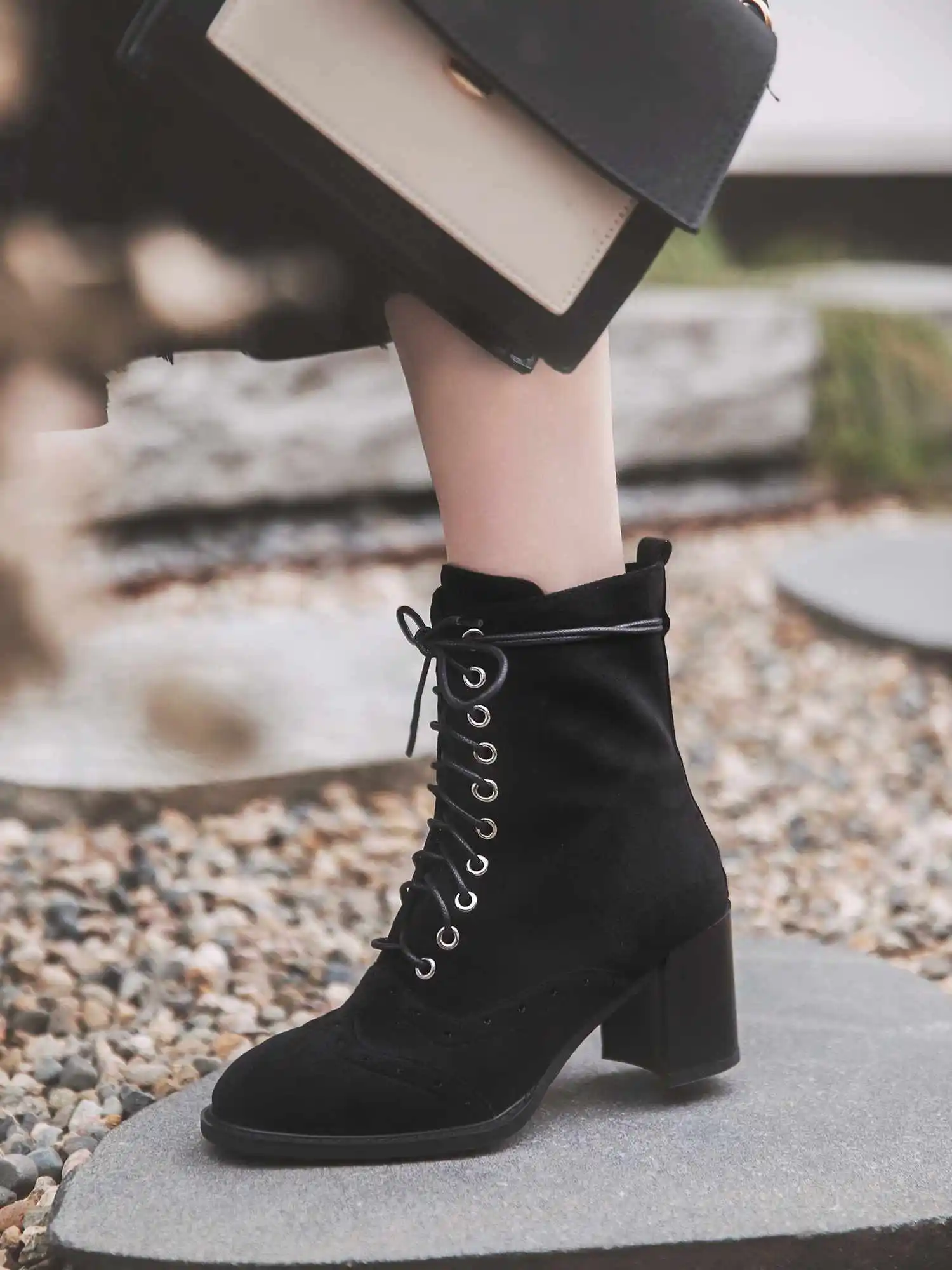 krazing pot flock material lace up thick high heels wedding breathable prepp style European career design ankle boots l18