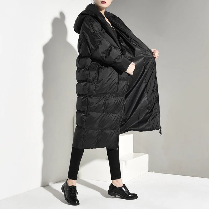 [EAM] Black Oversize Long Hooded Cotton-padded Coat Long Sleeve Loose Fit Women Parkas Fashion New Autumn Winter JD1210