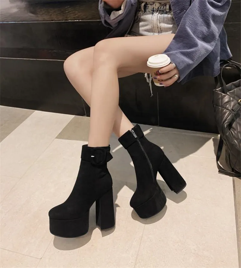 

D Knight Round Toe Zipper Design Platform Women Motorcycle Boots Size 34-43 2020 Women New Fashion Ankle Boots Square High Heels