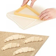 Hot DIY Cutting Mold Portable Handmade Plastic Croissant Croissant Making Mold Foldable Kitchen Baking Tool Bakeware Kitchen