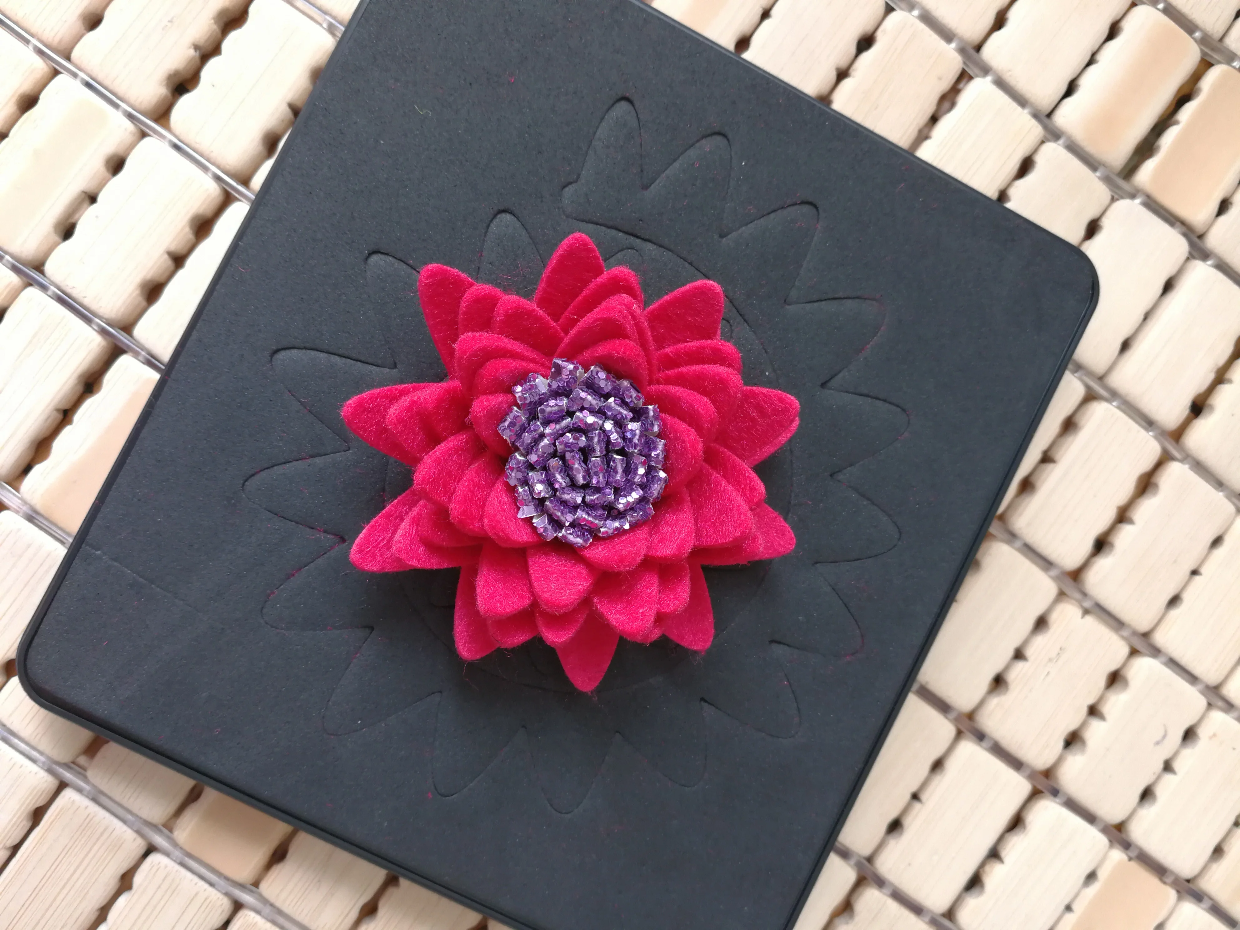 

Flower cutting wooden steel die SMR-FL0028