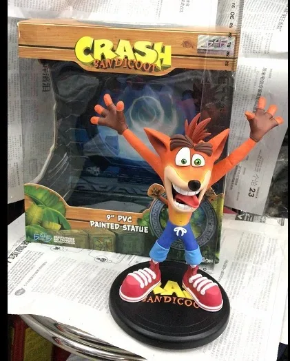 Аниме игрушка NECA Crash Bandicoot CRASH Bandicoot версия полета большой клик сумасшедшая Трилогия