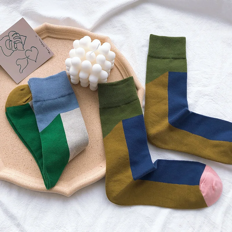 Шикарное лоскутное мягкое чесаное хлопковое носочки для женщин корейский стиль Harajuku креативные художественные носки уличная Midi-Tube Chaussettes Femmes