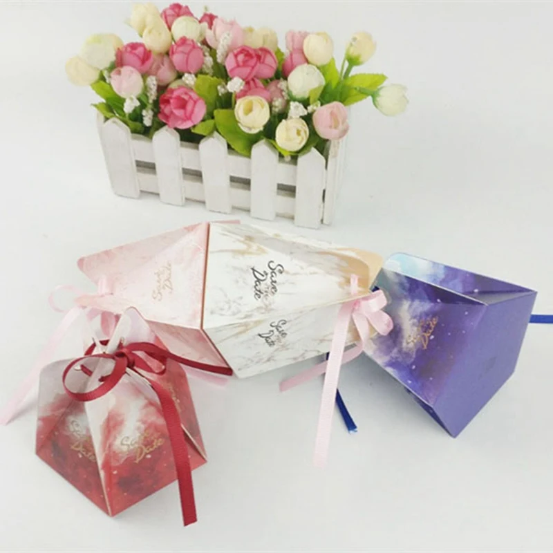 

2019 new 50PCS Unique Pentagon Gift Box Personalized Romantic Candy Gift Box For Wedding Valentine's Day Multicolorful