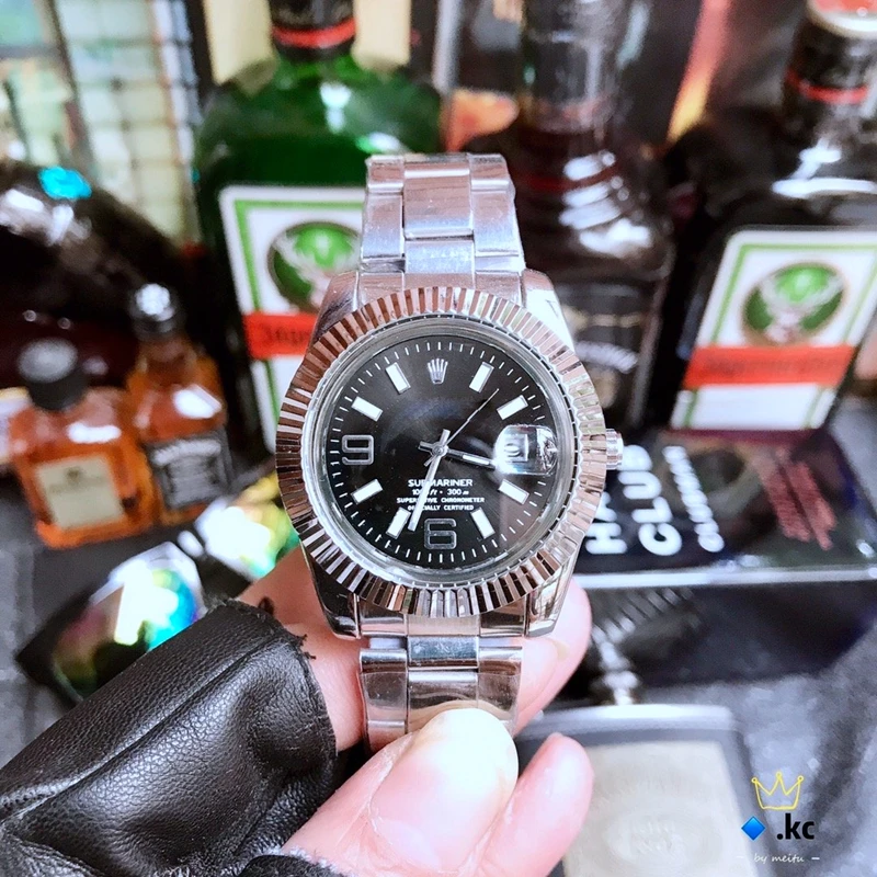 

Luxury Men's Diary Quartz Quality AAA Brand Watch Waterproof Luminous Stainless Steel Strap Watch