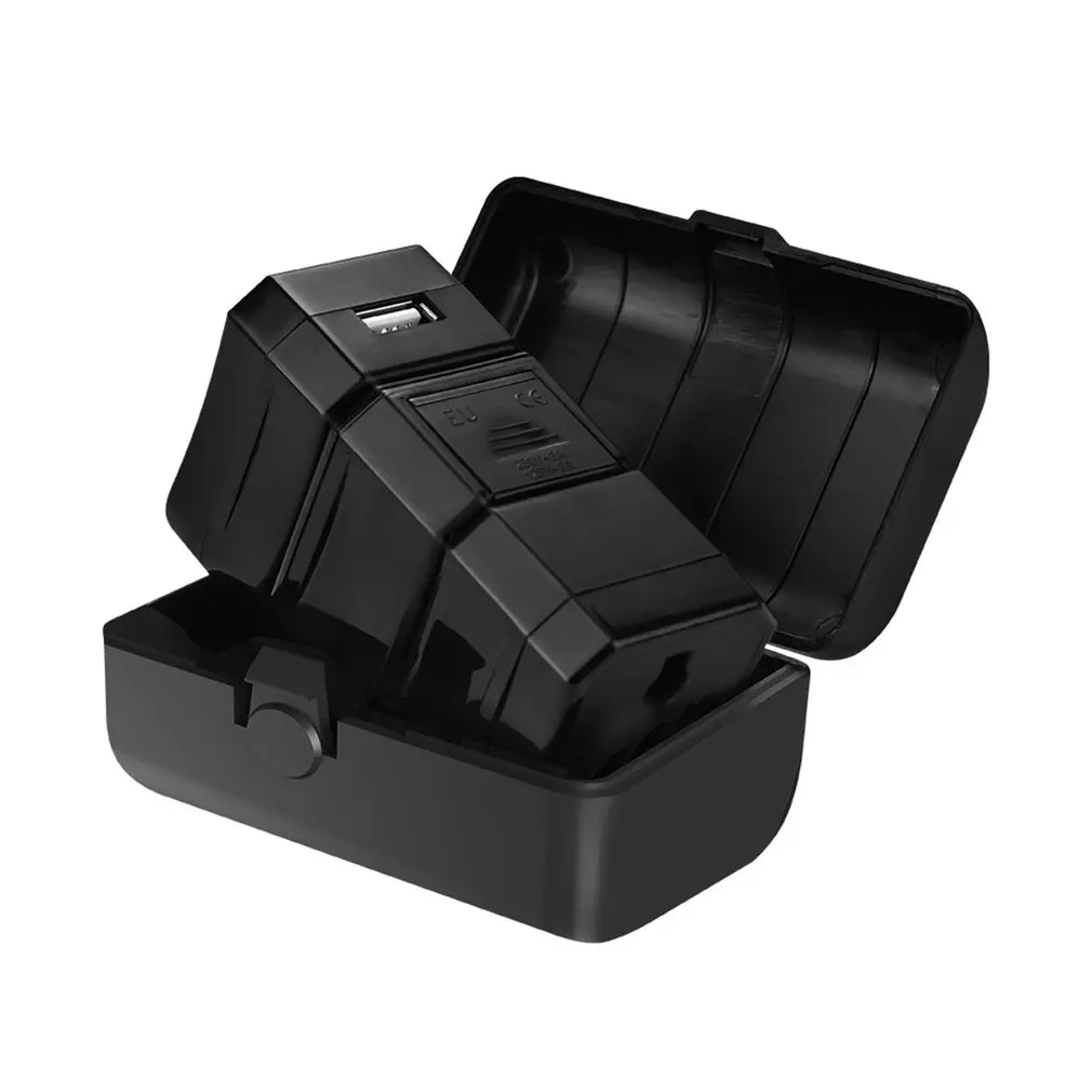 

HOCO AC2 150 Countries Portable Single Port Convenient Universal Converter Charger Power Adapter With 4 Standard Plugs Set