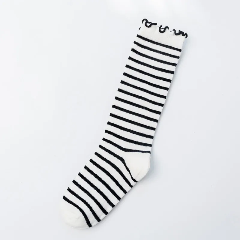 White Black stripe Осенне-зимние гольфы для девочек мягкие гетры в полоску с принтом, длинные хлопковые носки для мальчиков и девочек, детские носки - Цвет: White Black stripe