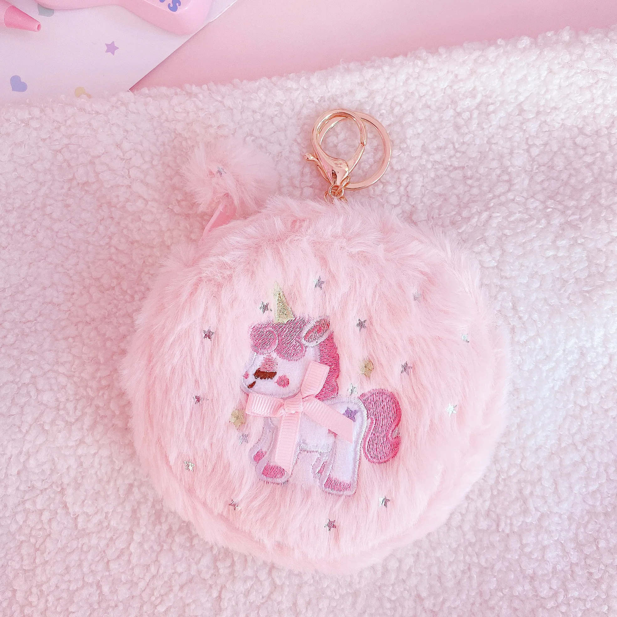 1 шт. Kawaii вышитые звезды единорог плюшевые Кошельки Мини меховой шар Keychian аниме-сумки кулоны-куклы Коллекция