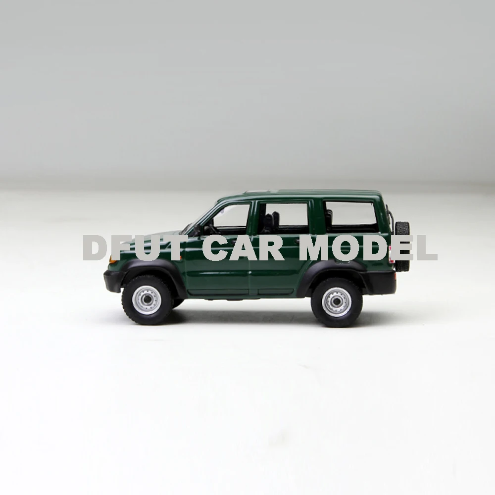 Игрушка из 1:43 сплава модель спортивного автомобиля uaz детские игрушечные машинки