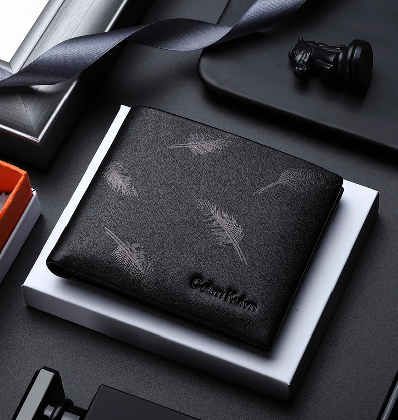 

2020 New Arrival Luxury Whole Genuine Leather Embossing Men Wallet Soft First Layer of Cowhide Short Style Fashion Male Purse