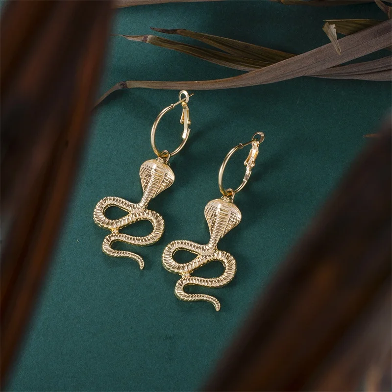 12854853293_873398036