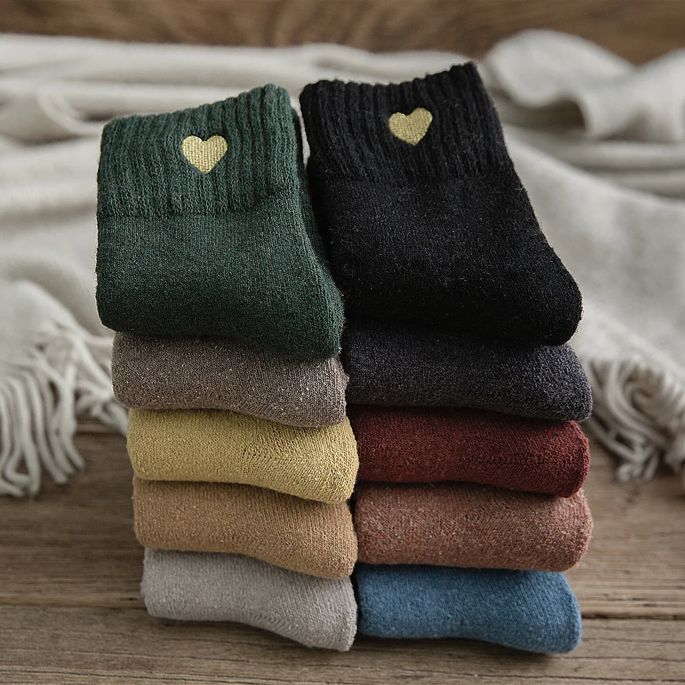 Осенне-зимние женские носки с вышитыми сердечками, теплые утолщенные женские шерстяные носки kawaii, женские теплые зимние носки