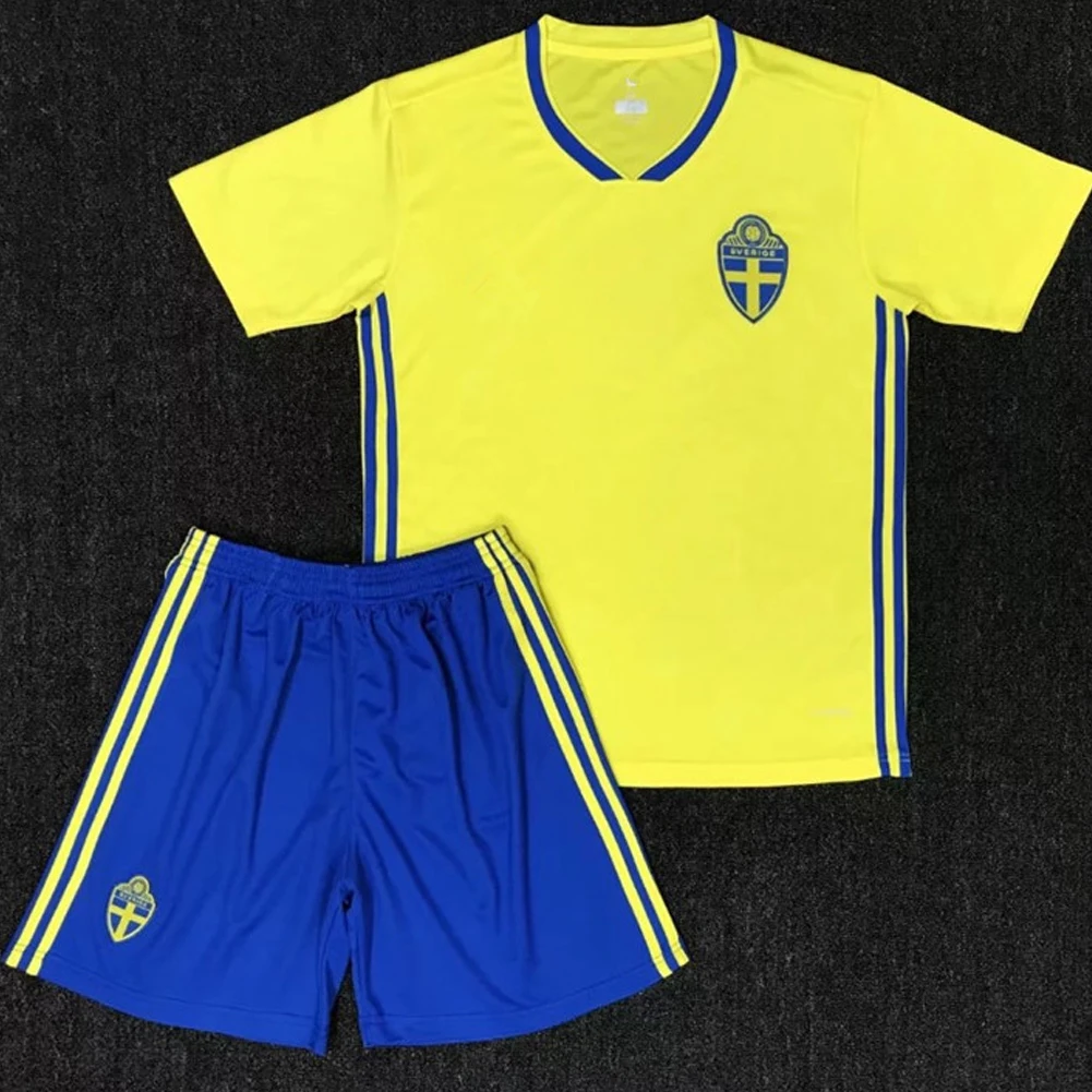 World Cup Soccer Jersey Russia Argentina Germany Spain Portugal Adult Children Football Suit Set