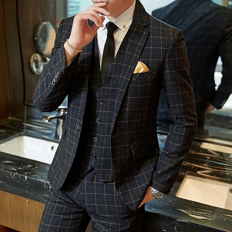 2019 men's suit three-piece wedding banquet dress checked style slim fit British style 307 2019 men's suit three-piece wedding banquet dress checked style slim fit British style 307