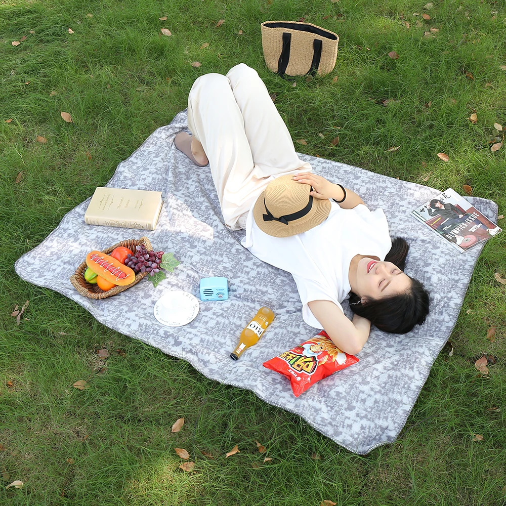 

Blancstar Polar Fleece Custom Blankets and Throws Picnic Blanket Camping Mat PB010