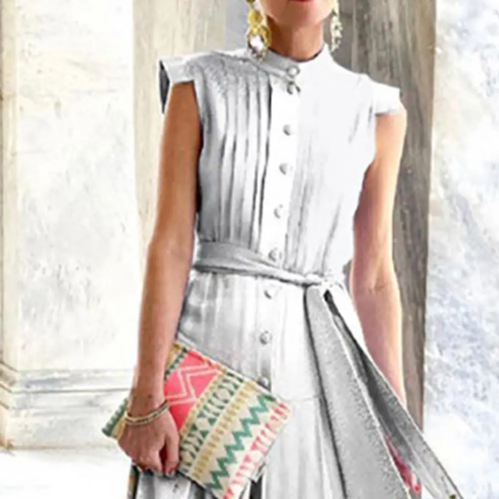 Рисунок 4 - Женский комбинезон с цветочным принтом