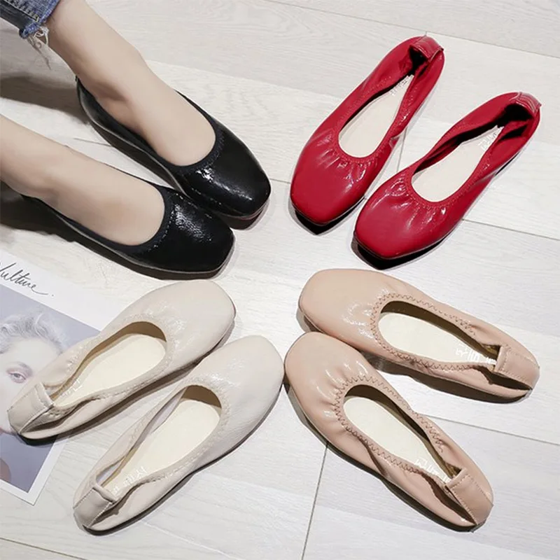 

Spring Autumn Women Flats Soft Sole Slip on Flat Shoes Woman Loafers Patent Leather Boat Shoes Ladies zapatos mujer Black N7733