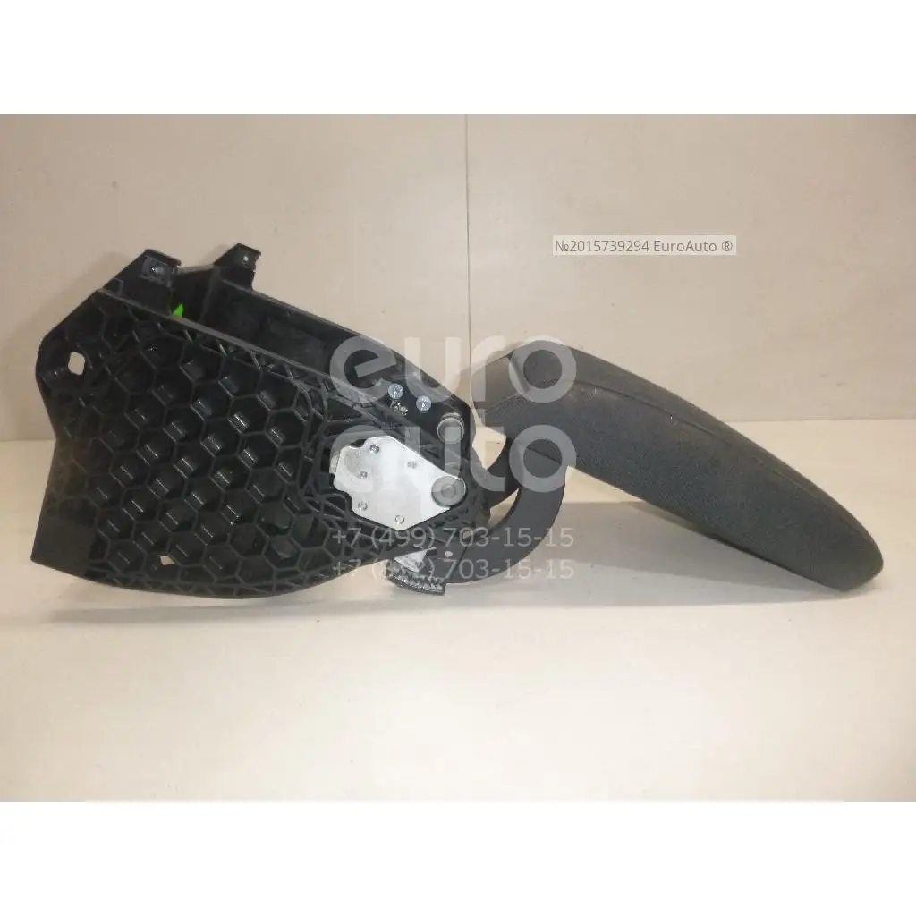 Подлокотник, состояние – Б/У,, для Skoda Octavia(A5 1Z-) 1Z0864207EFJL РЕГУЛИРУЕМЫЙ 1Z0864207EFJL