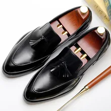 Men Shoes Fashion Genuine Leather Casual Flat Tassels Slip-On Driver Dress Shoes Quality Pointed Toe Wedding Shoes Men Shoes Fashion Genuine Leather Casual Flat Tassels Slip-On Driver Dress Shoes Quality Pointed Toe Wedding Shoes
