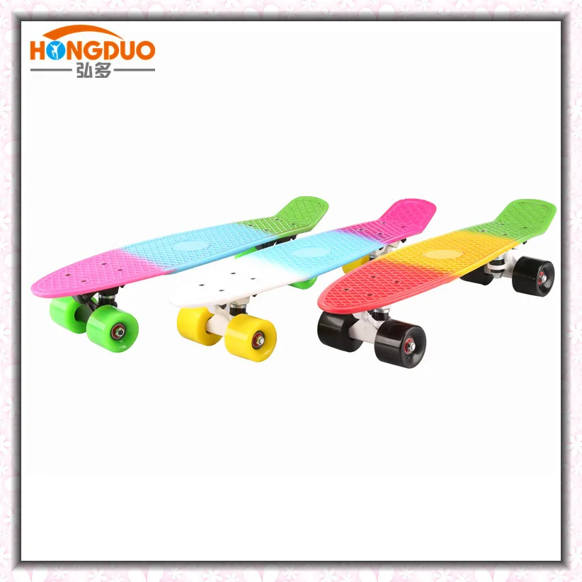 Напрямую от производителя продажа новый стиль трехцветные skittles ban цветные работы PP пластиковые четыре колеса скейтборд банан рыба скейт