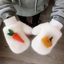 Зимние Повседневные модные детские милые кашемировые теплые перчатки с героями мультфильмов детские митенки для пальцев