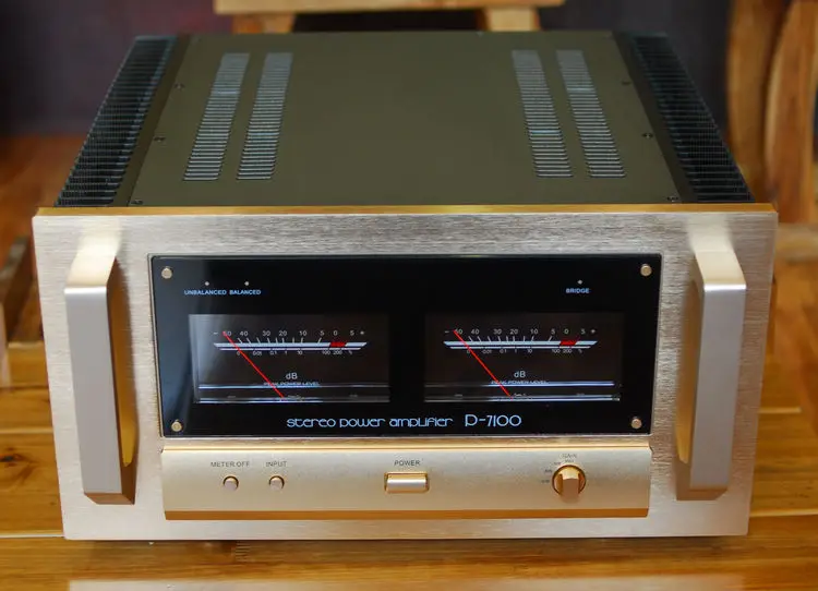 Усилитель мощности стерео P-7100 копия Accuphase каждый канал обеспечивает большую мощность до низкой нагрузки импедансов 1 Ом