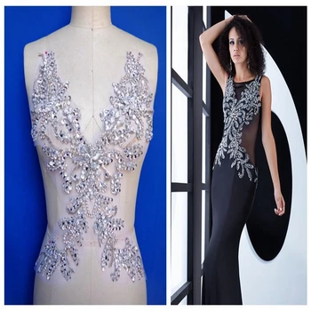 

Hand-stitched 7-color rhinestone applique V-neck rhinestone flower piece decorative applique Bridal wedding dress accessories