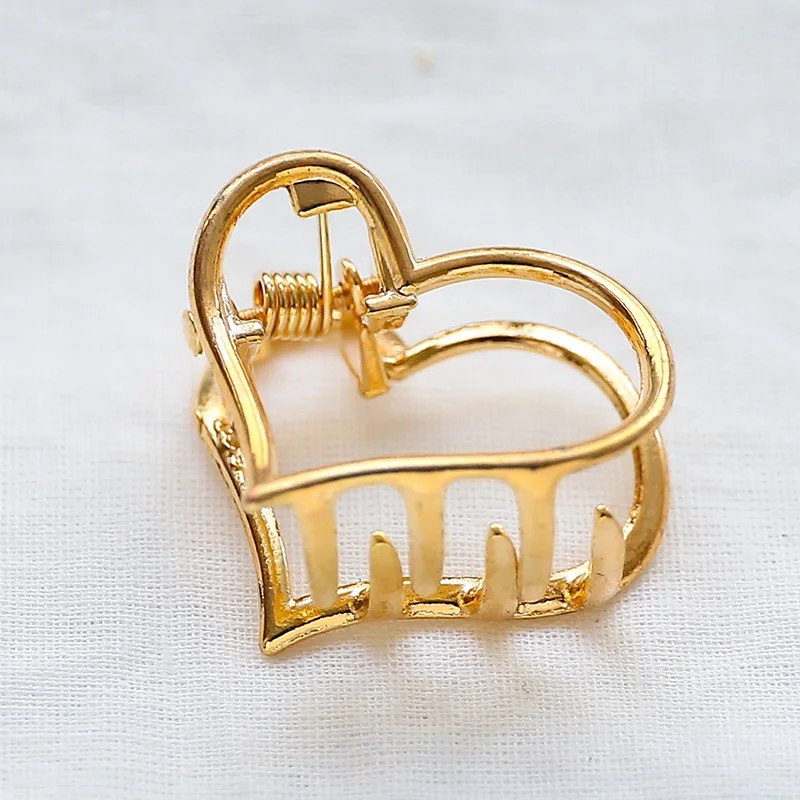 New Arril Heart Shape Hair Claws Womens Shower Hair Holder Crab Claws Jaw Clamp Hair Jewelry for Women Hairpins Hair Accessories hair clips for fine hair Hair Accessories