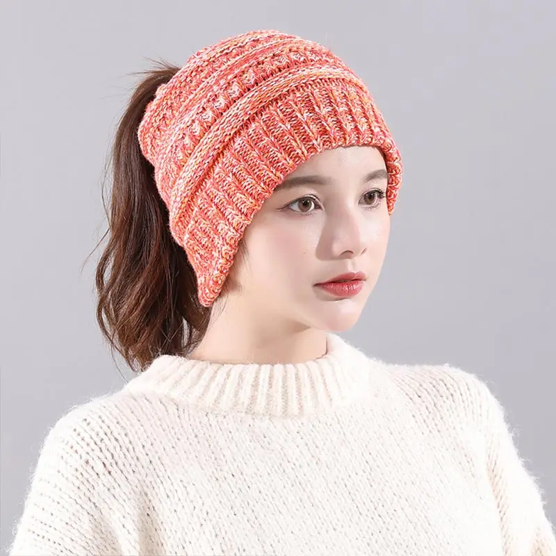 White orange Новые женские вязаные шапки «конский хвост», зимние шапки для женщин, теплые женские шапки - Цвет: White orange