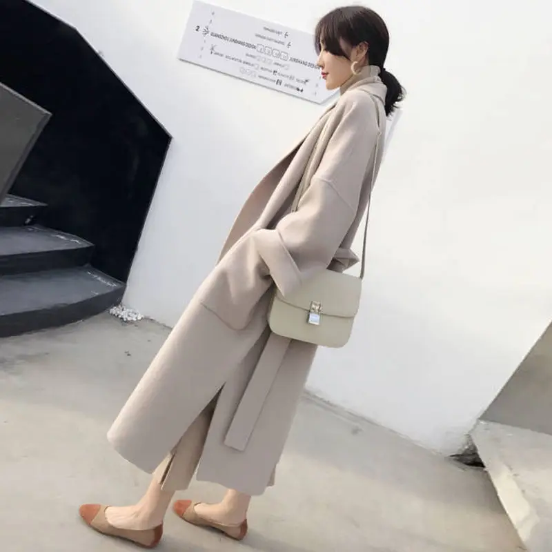 Autumn and winter new style Korean-style fur coat, thickened large-size women's coat, women's coat, loose medium and long