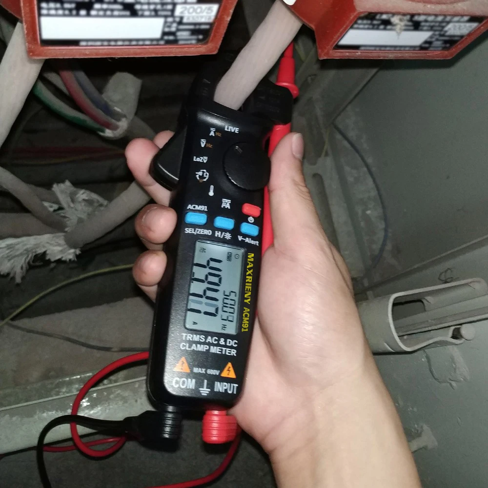 Pinças amperimétricas