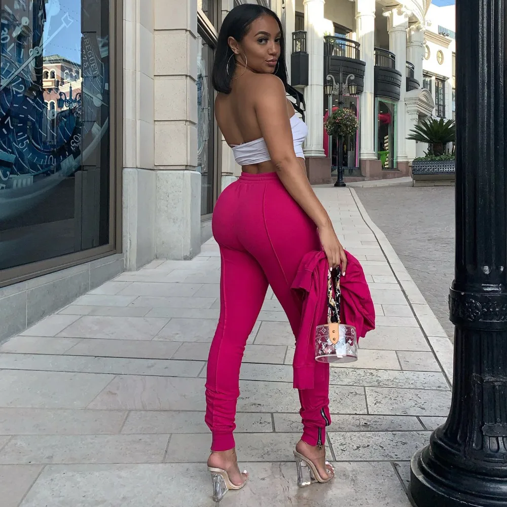 12748768243_1172750979