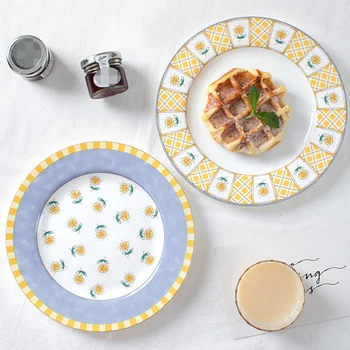 

4pcs Flower Pattern Dish Practical Multifunctional Steak Fruit Dish Food Serving Plate for Canteen Coffee Shop