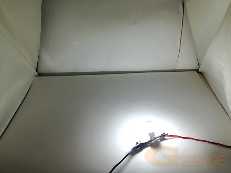 Ultra bright White Reflector 3157 LED Bulbs Daytime DRL light For Chevrolet Tahoe Avalanche Suburban 1500 2500 2007-2014