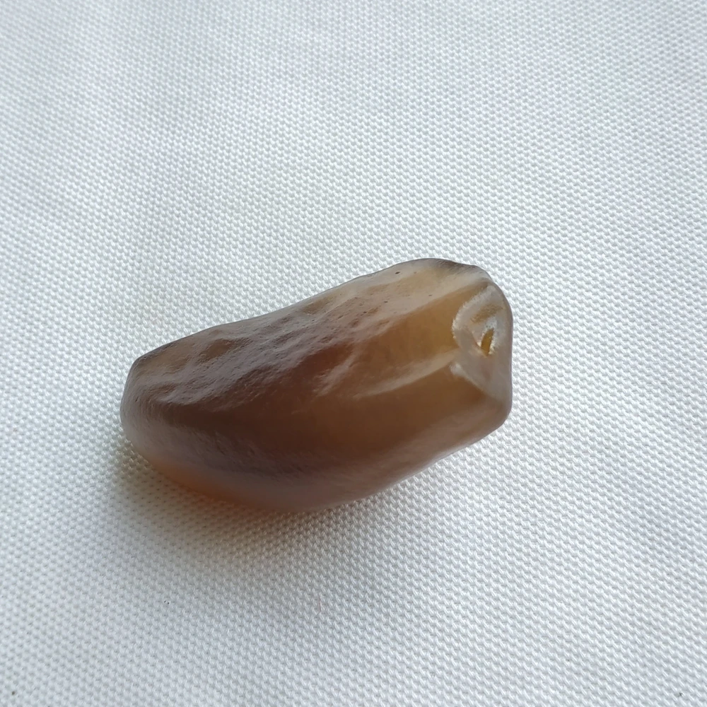 Natural beautiful stone Ornamental raw stone raw agate Silk Road Collectibles unique collection