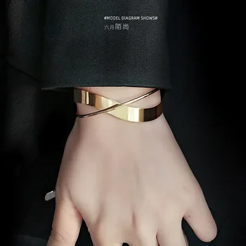 

Graceful Cross Textured Shiny Side Adjustable Bracelet Titanium Steel Material Jewelry Versatile Non-Fading Z195