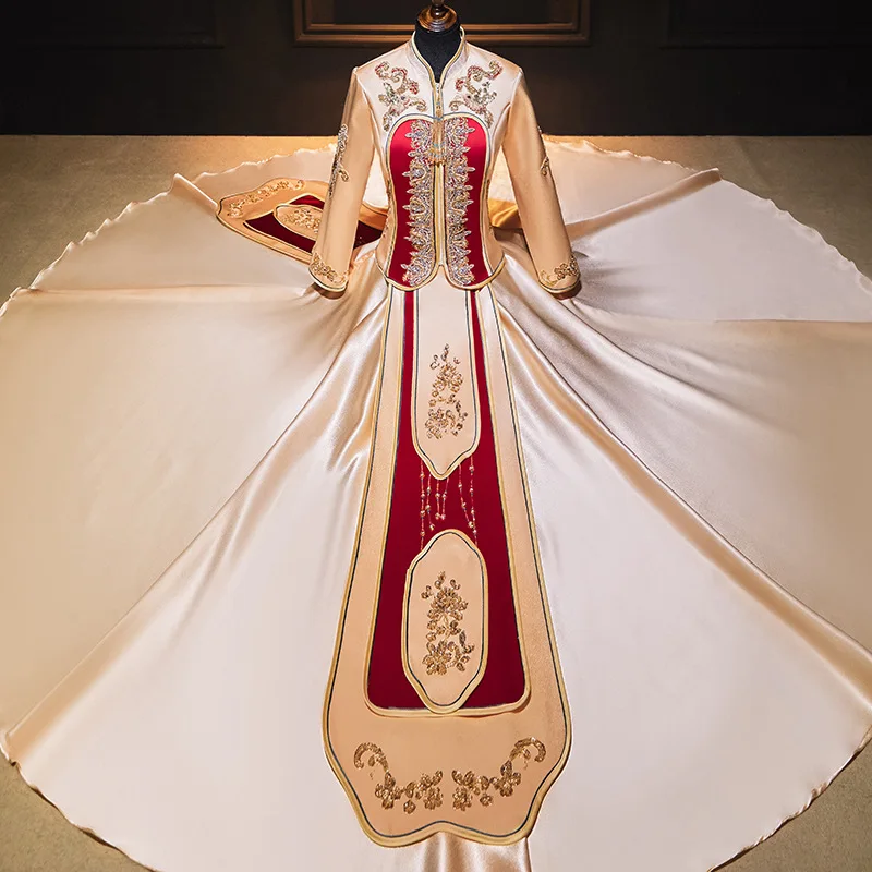 

Традиционное Свадебное платье для жениха и невесты с вышивкой и блестками, в китайском стиле ретро
